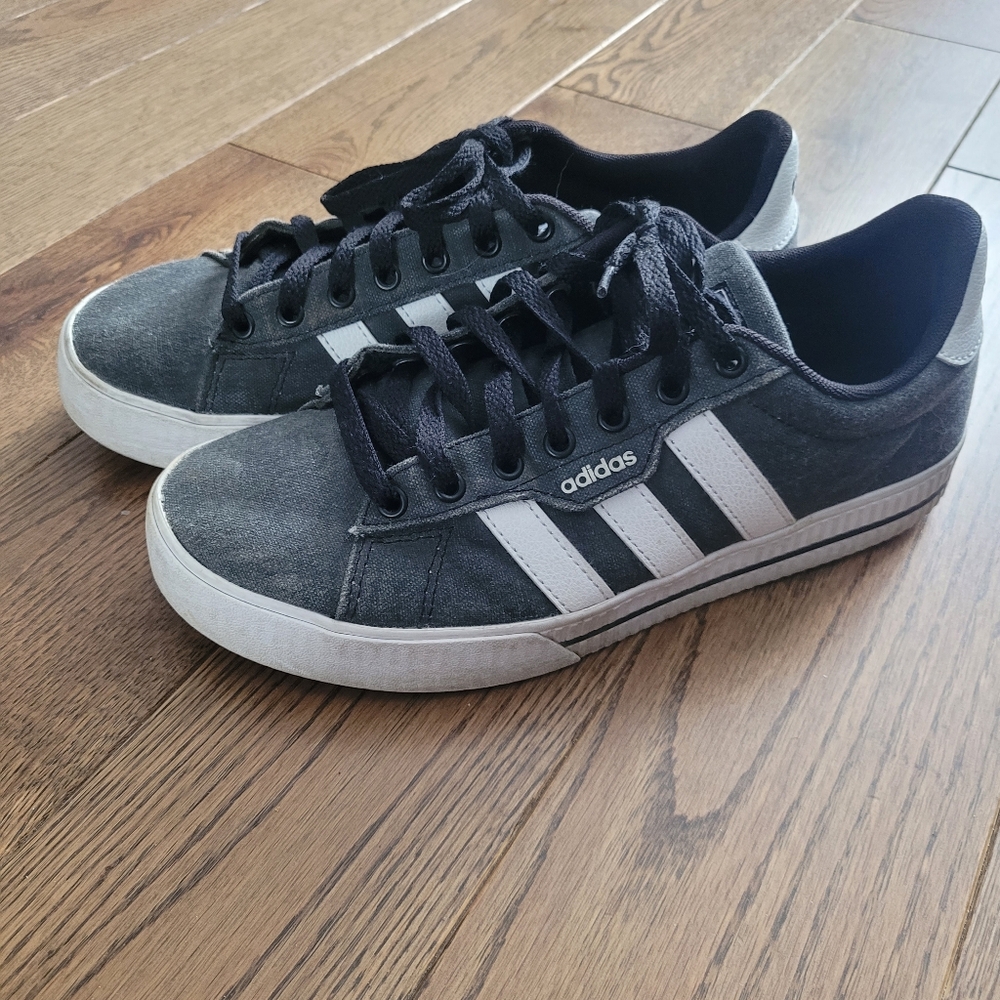 Adidas Daily 3.0, size 7 / 8
